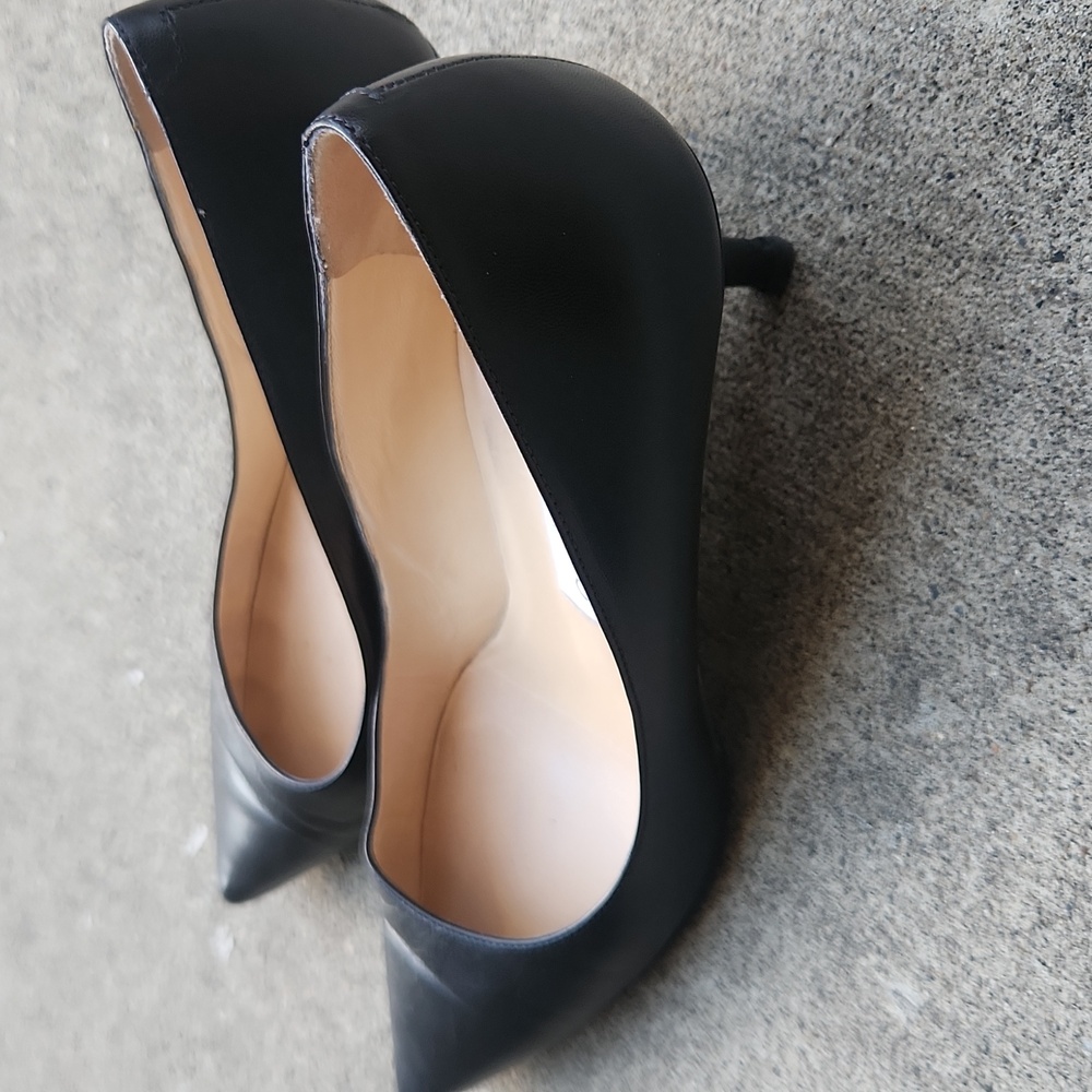 Jimmy Choo Black Pointed Toe Leather Heels - Picture 12 of 16